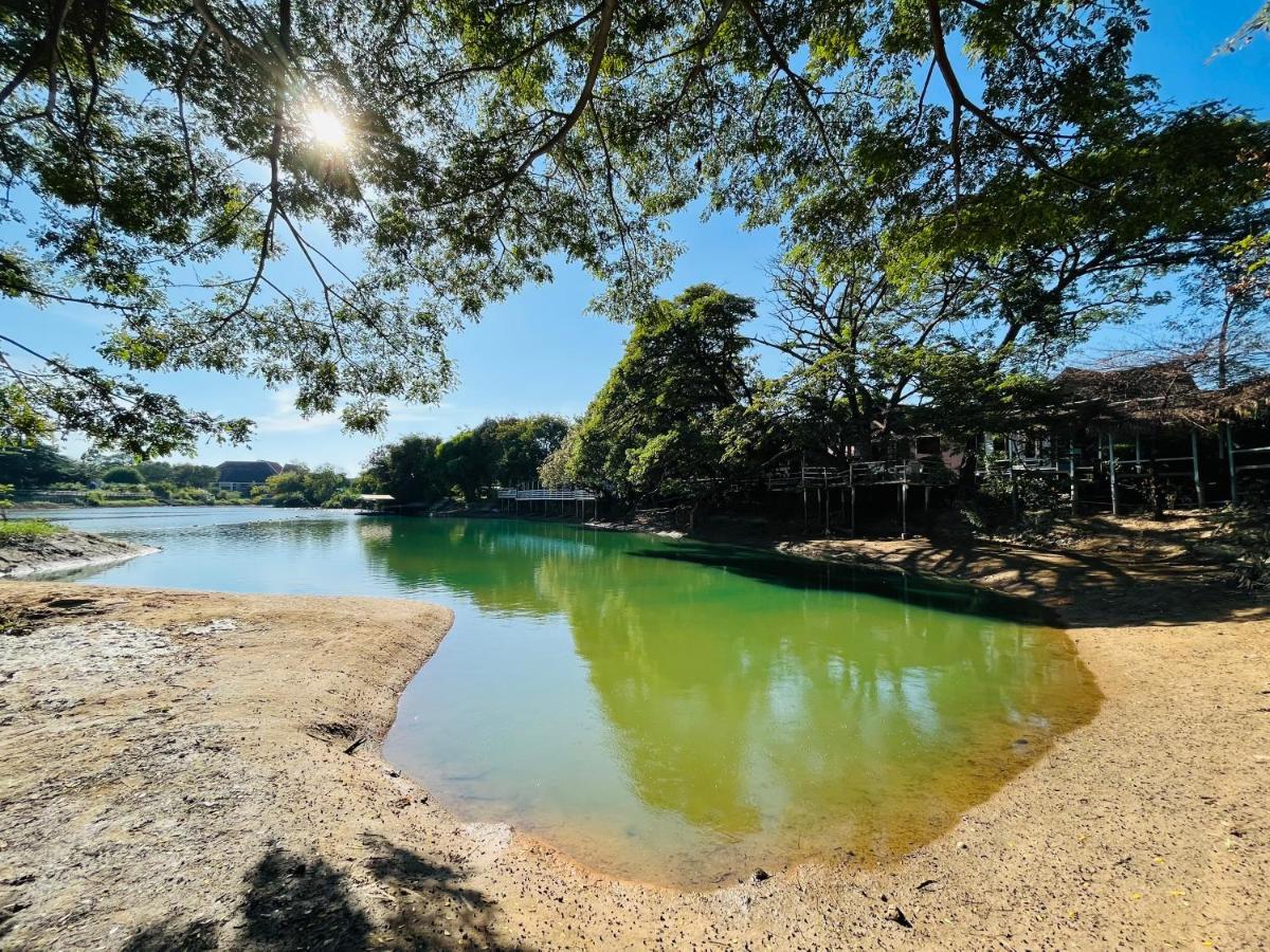 Moon River Resort Phimai Eksteriør billede