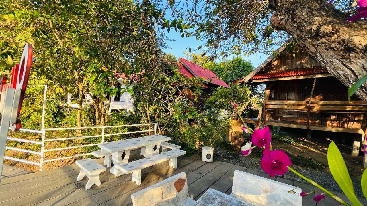Moon River Resort Phimai Eksteriør billede