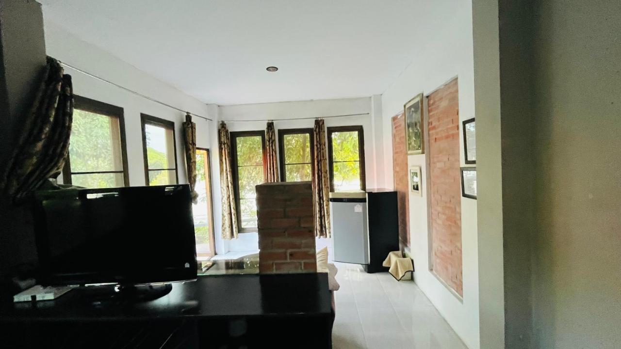 Moon River Resort Phimai Eksteriør billede